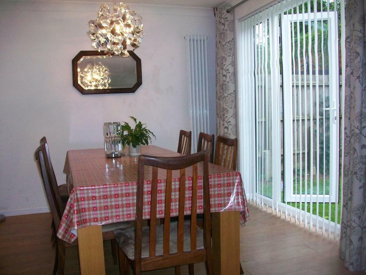 Bury St. Edmunds Number 8 With Free Parking 빌라 외부 사진