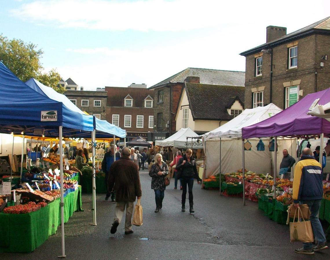 Bury St. Edmunds Number 8 With Free Parking 빌라 외부 사진
